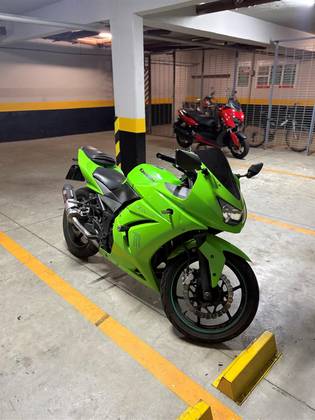 KAWASAKI NINJA 250R 